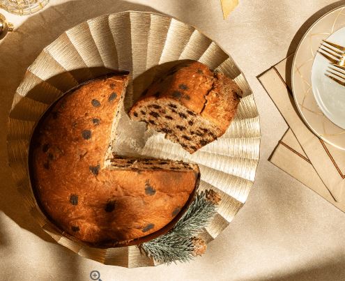 Panettone Gotas Chocolate Vegano  Maestra Per La Pastina
Rechedo com gotas de chocolate amargo.  Sem adição de leite e ovos, e adoçado com açúcar de cana, é a escolha perfeita para quem tem restrições alimentares ou segue uma dieta vegana.